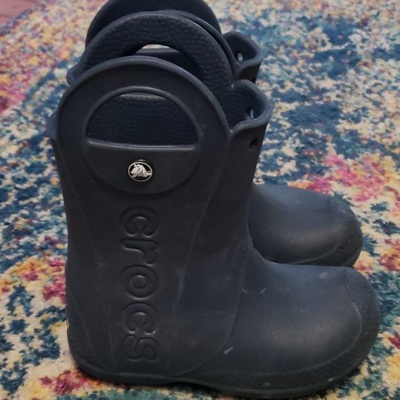 SOLD Bundle of Boys boots - Picture 2 of 7